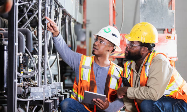Best Electrical Contractors for Businesses  in Stockton, CA